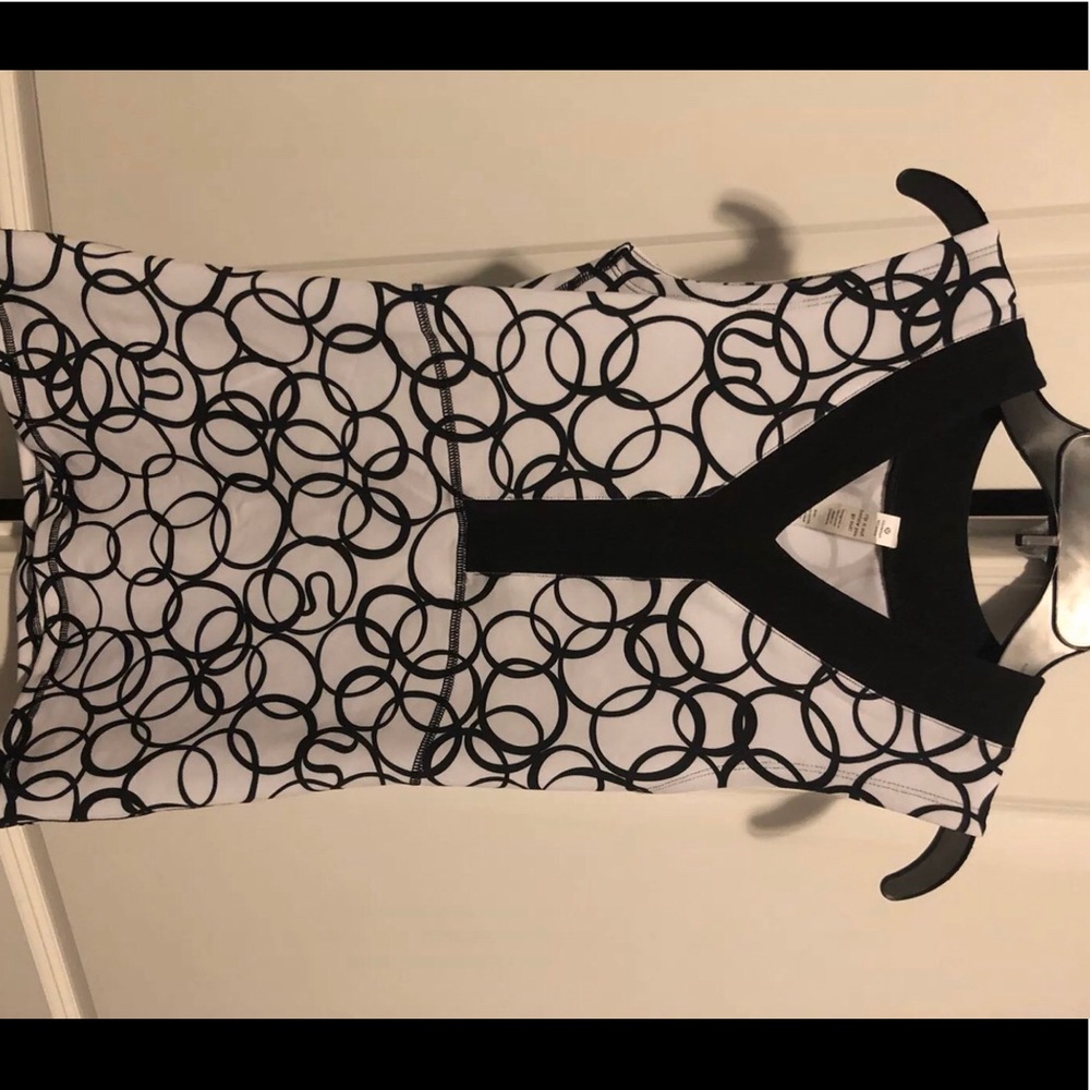 Lululemon athletica sleeveless tank yogo/workout